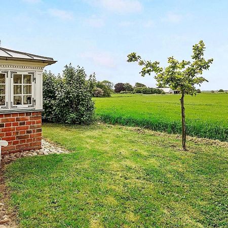 4 Person Holiday Home In T Nder Tønder Exteriör bild