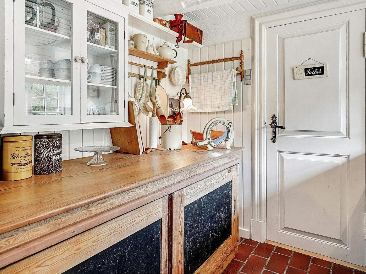 4 Person Holiday Home In T Nder Tønder Exteriör bild