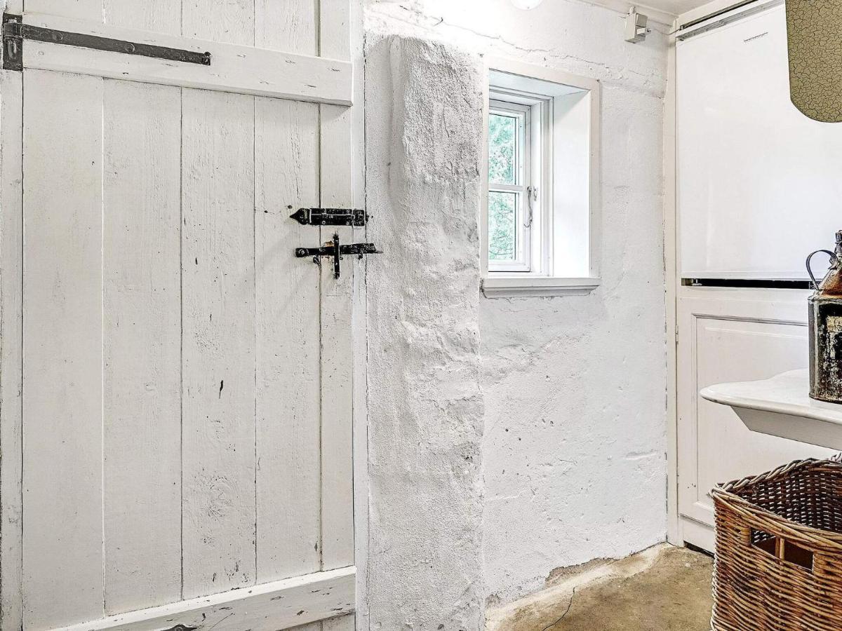 4 Person Holiday Home In T Nder Tønder Exteriör bild